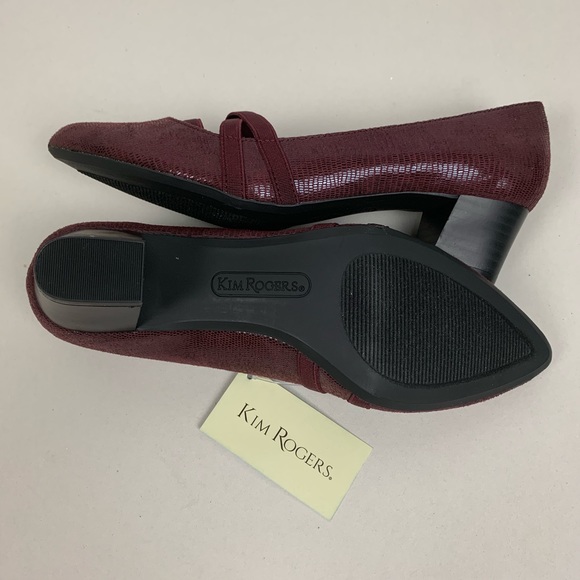 STORAGE Kim Rodger red snakeskin texture Point toe chunky heel pumps Sz 6.5 - Picture 10 of 16